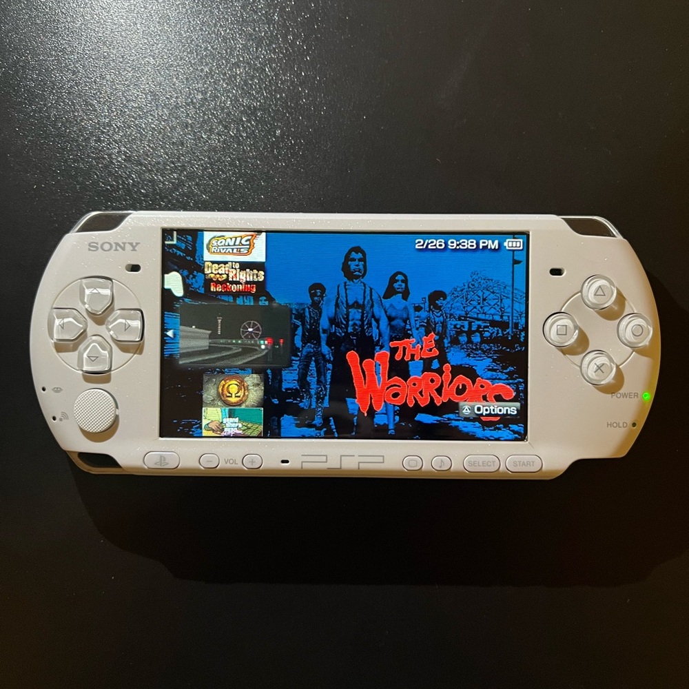 Sony Psp - Picture 8 of 13